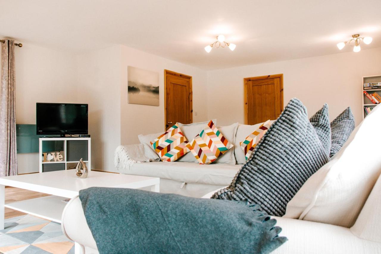 Holly Cottage, 2 Bed House, Sleeps 6 Cleobury Mortimer Esterno foto